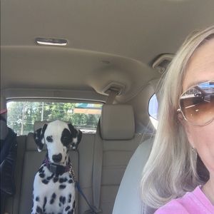 Meet your Posher, Charlotte